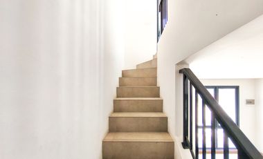 Rumah 3 Lt Strategis 14 Mnt ke Pintu Tol BSD Barat 1 Siap Huni J-42672