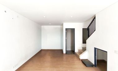 Rumah 3 Lt Strategis 14 Mnt ke Pintu Tol BSD Barat 1 Siap Huni J-42672