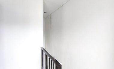 Rumah 3 Lt Strategis 14 Mnt ke Pintu Tol BSD Barat 1 Siap Huni J-42672