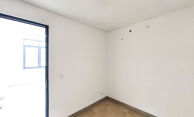 Rumah 3 Lt Strategis 14 Mnt ke Pintu Tol BSD Barat 1 Siap Huni J-42672