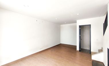 Rumah 3 Lt Strategis 14 Mnt ke Pintu Tol BSD Barat 1 Siap Huni J-42672