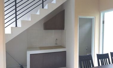 rumah 2 lantai siap huni tanpa dp di cibinong bogor
