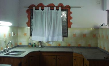 Casa En Venta 5 Ambientes Lote 759 m2 - Marcos Paz