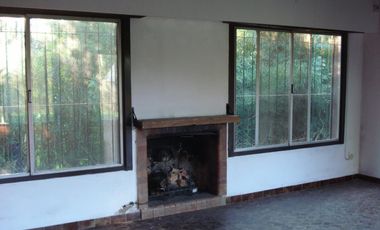 Casa En Venta 5 Ambientes Lote 759 m2 - Marcos Paz