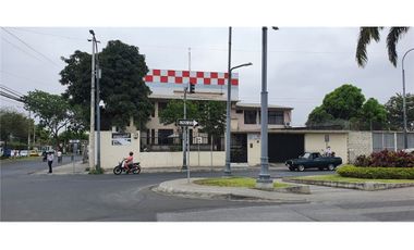 casa comercial de venta en Portoviejo