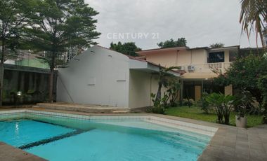 Disewa Rumah Bisa Untuk Kantor Parkir Mobil Luas Di Kemang Jaksel