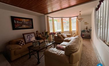 casa en venta en la cumbre. Cod V458