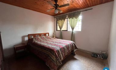 casa en venta en la cumbre. Cod V458