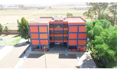 VENTA DE EDIFICIO EN EL ESTADO DE MÉXICO PARA ESCUELAS, OFICINAS ETC.