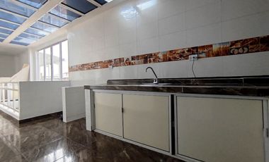 apartamento en arriendo en el paraíso. Cod A126140