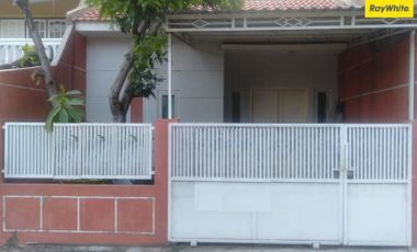 Dijual Rumah Strategis Dekat Jalan Raya Di Semampir Barat Surabaya