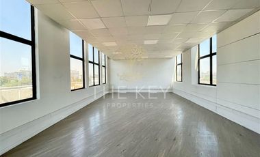 Planta libre de oficina en arriendo en Providencia
