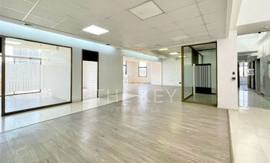 Planta libre de oficina en arriendo en Providencia