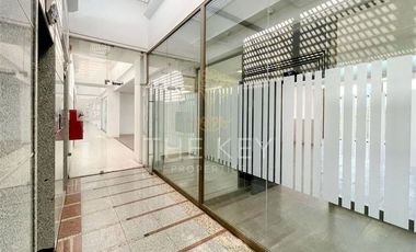 Planta libre de oficina en arriendo en Providencia