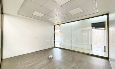 Planta libre de oficina en arriendo en Providencia