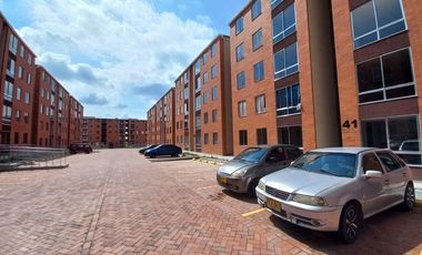 apartamento en arriendo en c. r arboleda campestre mandarino piso 2. Cod A13988