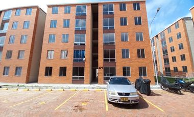 apartamento en arriendo en c. r arboleda campestre mandarino piso 2. Cod A13988