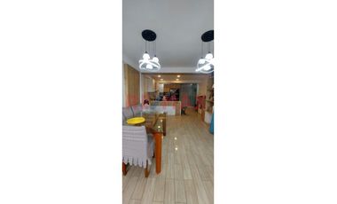 Alquiler De Hermoso Departamento En 3Er Piso, A 2 Cuadras Del Colegio Fe Y Alegria En Av.Carlos Mariategui- Huascar, S.J.L