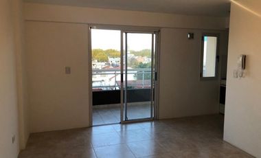 Departamento en venta en Remedios de Escalada Oeste