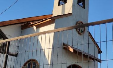 Casa Principal, Con Bodega Y Gallineros