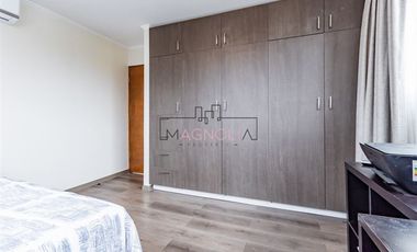Casa en venta de 4 dorm. en Colina