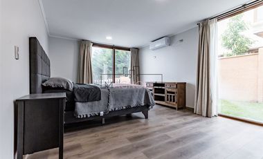 Casa en venta de 4 dorm. en Colina