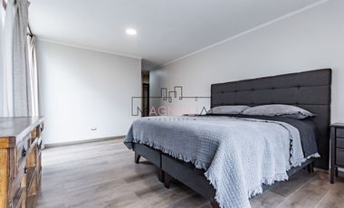 Casa en venta de 4 dorm. en Colina