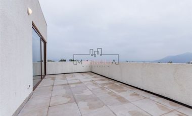 Casa en venta de 4 dorm. en Colina