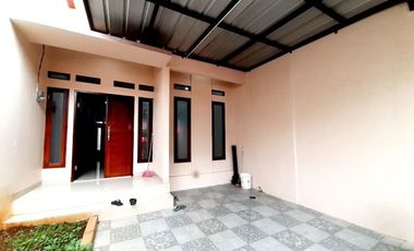 JUAL Rumah Cipete minimalis strategis 2Lantai sudah SHM 2,8 Milyar