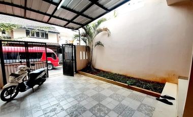 JUAL Rumah Cipete minimalis strategis 2Lantai sudah SHM 2,8 Milyar