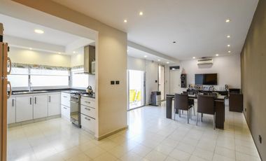 CASA EN VENTA DE 2 DORMITORIOS EN IBARLUCEA