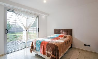 CASA EN VENTA DE 2 DORMITORIOS EN IBARLUCEA