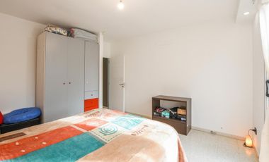 CASA EN VENTA DE 2 DORMITORIOS EN IBARLUCEA