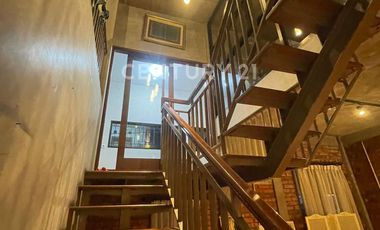 DIJUAL RUMAH VILLA CANTIK FULL FURNISHED DI BEKASI