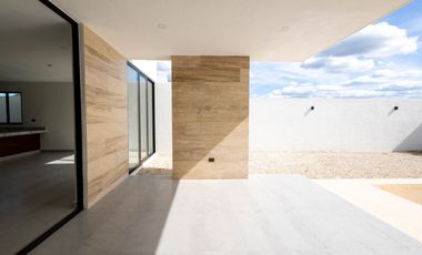 Casa (Dom) en Venta en Privada Nadira en Conkal