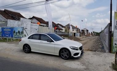 Promo Shocktober !! Rumah Triyagan UNS Jebres