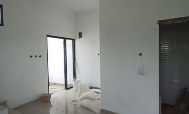 Dijual rumah 2 lantai cipageran cimahi 400 jutaan suasana villa