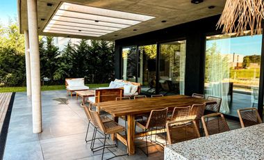 Casa en venta en El Yacht, Nordelta