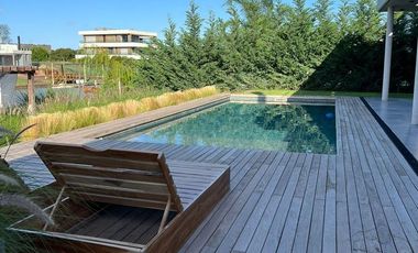 Casa en venta en El Yacht, Nordelta