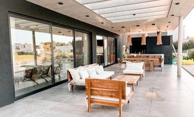 Casa en venta en El Yacht, Nordelta