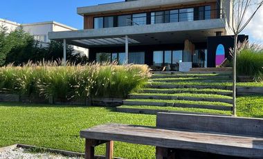 Casa en venta en El Yacht, Nordelta