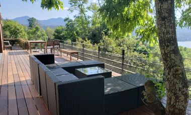 CASA EN VENTA, CON VISTA AL LAGO DE VALLE