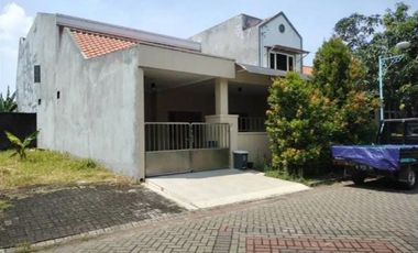 Sewa Rumah Shm di Perumahan Puri Surya Jaya Taman Athena