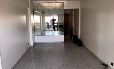 Excelente departamento 4 amb