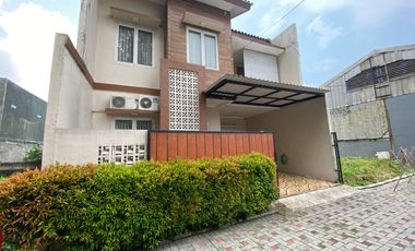 Rumah 2 Lt SHM 8 Menit ke Gerbang Tol Jatiwarna 2 Siap KPR J-39445