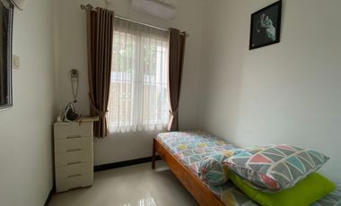 Rumah 2 Lt SHM 8 Menit ke Gerbang Tol Jatiwarna 2 Siap KPR J-39445