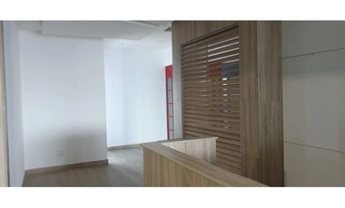 Se Alquila Oficina 642 Mts Calle 50 Obarrio $7.704.00+itbms