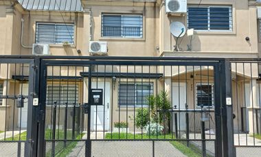 Duplex a la venta Ituzaingó Norte