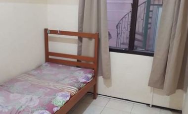 Rumah Sewa 2 Lantai Terawat Apik Siap Huni di Sarijadi Kodya Bandung
