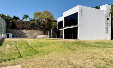Renta Casa Nueva con jardín en Condominio en Acapatzingo, Cuernavaca, Morelos